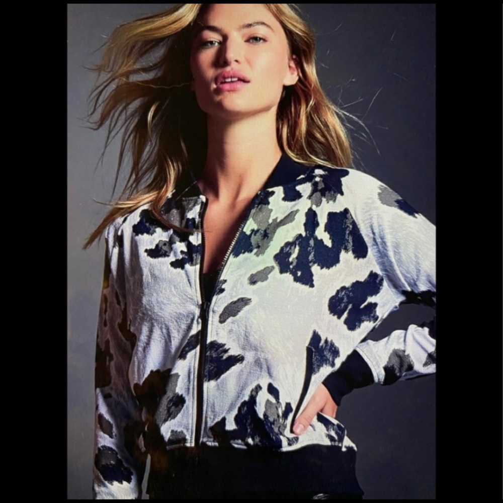 NOLI Animal Print Bomber Jacket L